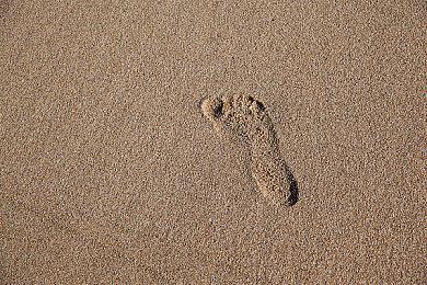 叙事解谜游戏《落日山丘》推出试玩Demo 2023年中发售